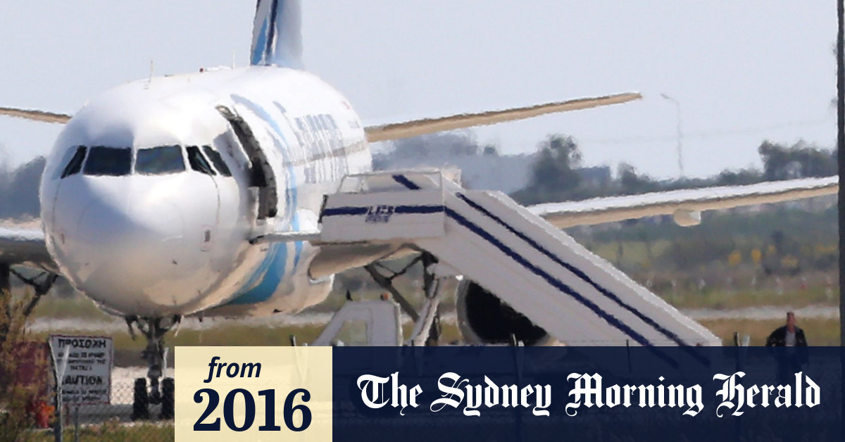 EgyptAir hijack 'There was panic at the beginning'